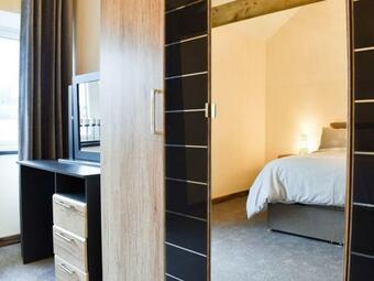 Meadow View - Uk37038