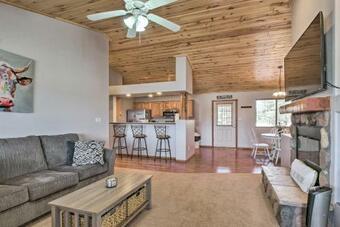 Cozy Overgaard Cabin Near National Forest!