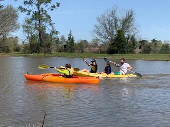 Our Happy Place - 2 Bedroom Cabin Near Lake Conroe