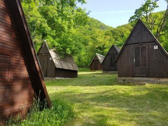 Vikendica Kamp Bora?nica Bungalov - Pla?a - Parking