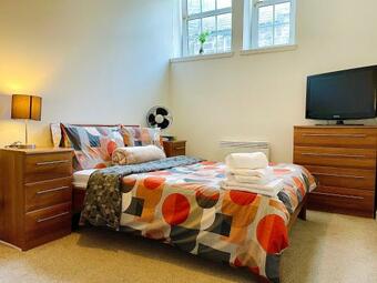 Fraser House Executive 3 Bedrooms Apartment