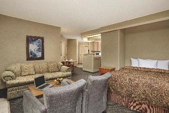 Hotel Lake Louise Inn