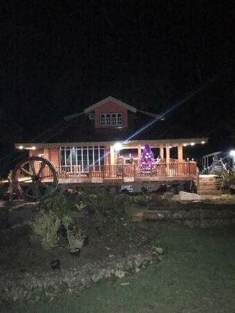 Hostal Rudy?s Rest House