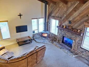 Canyon Vista Rock House