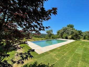 Casa De Vilar De Rei - Ref�gio No Minho Com Piscina