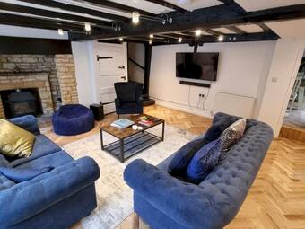 Pass The Keys Lovely 4 Bedroom Cottage In Bourton-on-the-hill