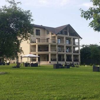 Hotel Gradinile Romane