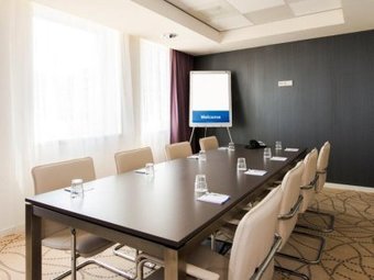 Hotel Holiday Inn Express Arnhem