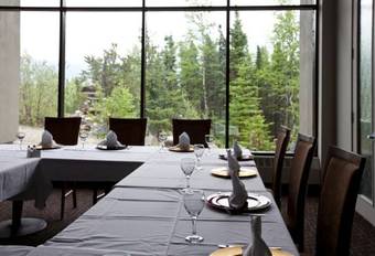 Explorer Hotel - Standard