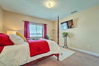 Charming Portales Retreat Across From Enmu!