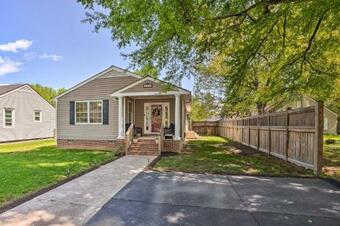 Cozy Richmond Retreat With Yard About 5 Mi To Dtwn!