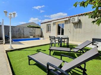 Cimm Valras Charming Villa With Pool For 4 People