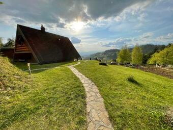 Mountain View Cottage
