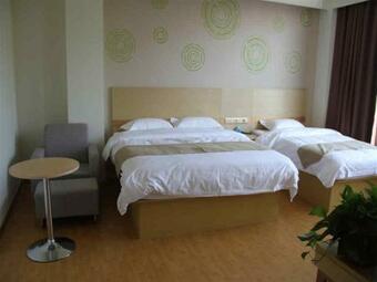 Greentree Inn Zibo Hengtai Bus Station Express Hotel