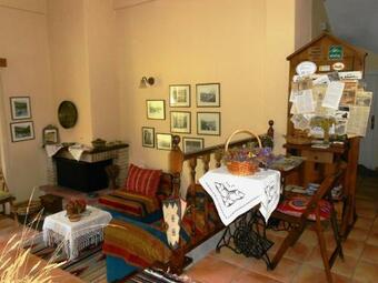 Hostal Xenonas Aloni