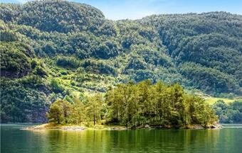 Amazing Home In Etne With Sauna, Wifi And 3 Bedrooms