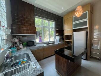 Luxury 4 Designed Bedrooms Bungalow# 100mbps Unifi