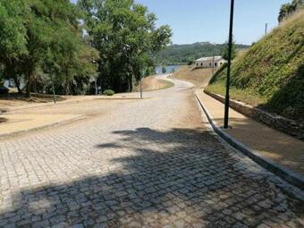 Parque De Campismo Da Barragem Do Vilar