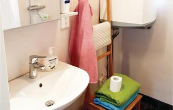 Two-bedroom Holiday Home In Skillingaryd
