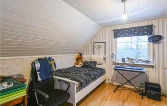 Beautiful Home In Svanesund With Sauna, Wifi And 4 Bedrooms