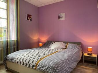 G�te Cressanges, 4 Pi�ces, 6 Personnes - Fr-1-489-28