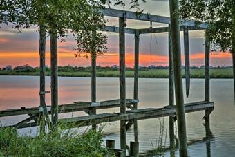 Waterfront Slidell Home On Bayou With Dock And Tie Up!