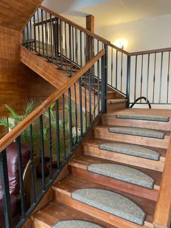 Hotel Hanul Din Izvor