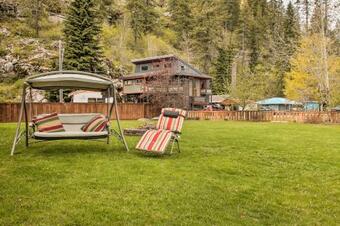 Family-friendly Twin Lakes Home With Boat Dock!