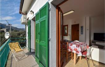 Nice Home In Vescina With Wifi And 2 Bedrooms
