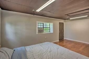 Waterfront Yantis Retreat With Deck And Zipline!