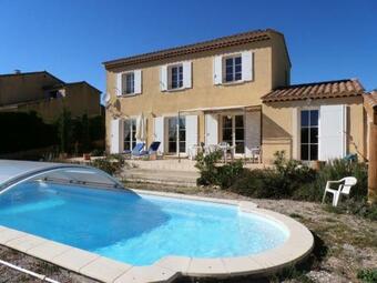 Nice Holiday Home In Saint-maurice-sur-eygues With Garden