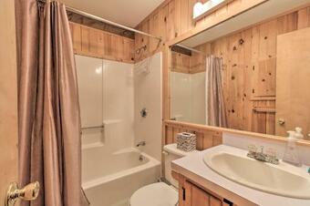 Cabin With 3 Acres, Tennis And Bball Courts By 4 Ski Mtns