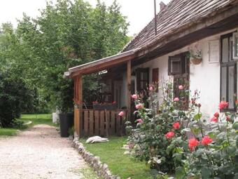 Hostal �lni J� H�z