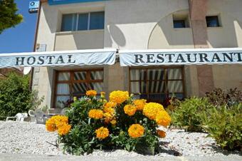 Hotel Hostal Tanis Ria�o