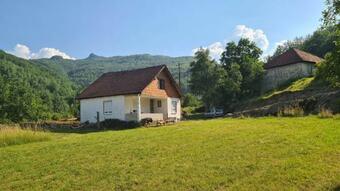 Quiet Village House - Andrijevica