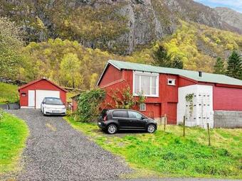 Holiday Home Midsund VII