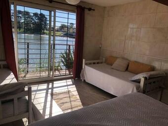 Casa Sobre Arroyo Solis