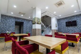 Hotel H�tel Zinou Zm