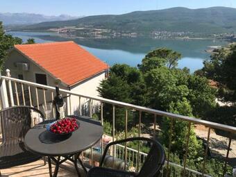 Apartmani Lidija Karin Donji