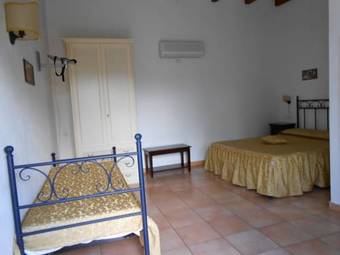 Hostal Residence Melodie