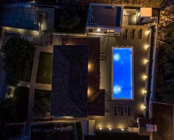 New! Stylish Villa Neven With 44sqm Heated Private Pool, 4 En-suite Bedrooms, 2 Living And Dining Areas, Wine Cellar