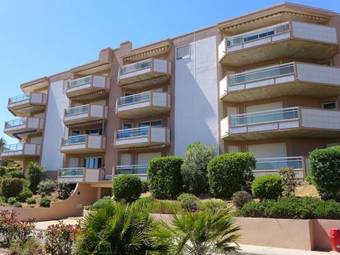 Apartment Cavalaire-sur-me