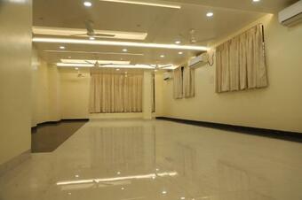 Hotel Id Square Residency Parbhani