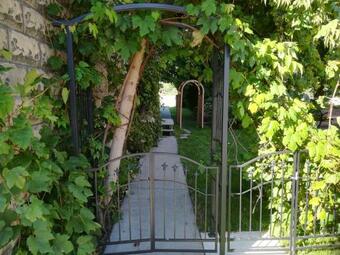 Hostal Vieux-old Farnham Appart Condotel1