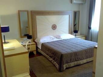 Hotel Villa Dei Tigli 920 Liberty Resort