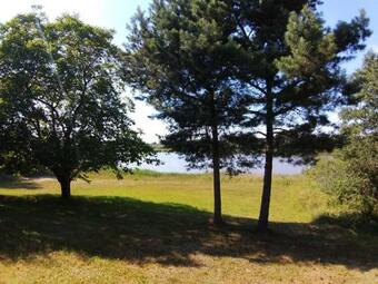 Dom Nad Jeziorem Suszewskim, ?wi?tne.