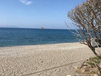 Apartamento Bikini Patti Beach