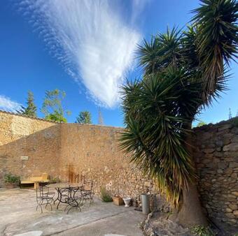 Loctroi, Village House With Patio