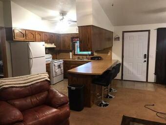 Villa The Sutton House And Private Pond