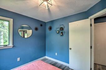 Barnstead Family Home With Private Pool And Yard!